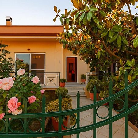 Stylish Seaside Home - Fully Equipped, Big Terrace Καλαμάτα Εξωτερικό φωτογραφία